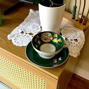 German Wallendorf porcelain goldrelief handgemalt green cup